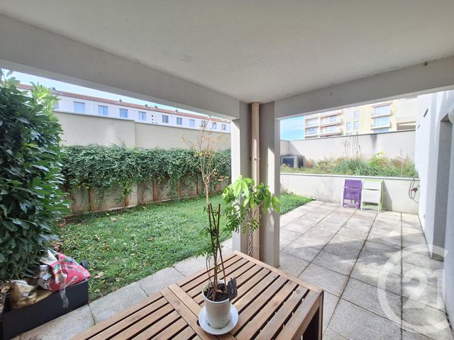 Appartement F2 à louer - 2 pièces - 37.5 m2 - LYON - 69008 - RHONE-ALPES - Century 21 Presqu'Île Immobilier