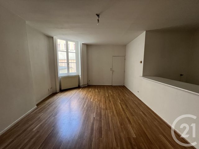 Appartement F2 à vendre - 2 pièces - 66.78 m2 - LYON - 69001 - RHONE-ALPES - Century 21 Presqu'Île Immobilier